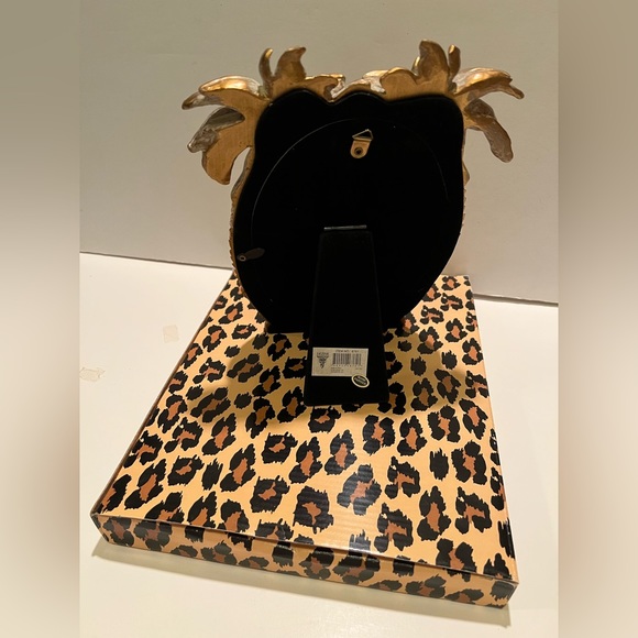 NWT DEZINE AFRICAN EMPIRE 5”x7” PALM TREE PICTURE FRAME. - Picture 3 of 8